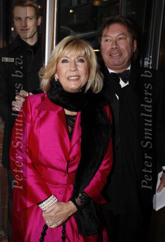 Amsterdam 28 november 2010
Opening Nieuwe de la Mar theater en premiere Le cage aux folles. Willeke Alberti
Peter Smulders bv