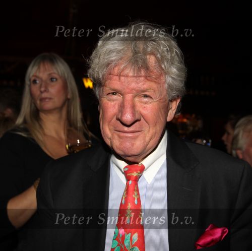 Amsterdam, 21 November 2010
Spiegeltent Palazzo. Hermand den blijker kookt met zijn staf voorBN-ers en genodigden.
Willibrord Frequin
Foto Peter Smulders BV