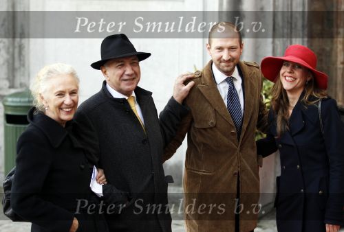 Brussel 20 november 2010
Trouwen Prins Carlos en Annemarie v Weezel in Brussel. Wubbo Ockels met vrouw en zoon met zijn vriendin
Peter Smulders bv