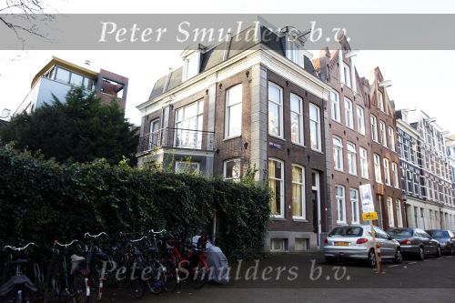 Amsterdam 24 november 2010
Nieuwe huis Youp van t Hek aan het vondelpark.
Peter Smulders bv