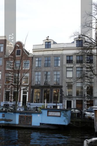 Amsterdam 24 november 2010
Huis Youp van t Hek aan de gracht staat in de stille verkoop.
Peter Smulders bv