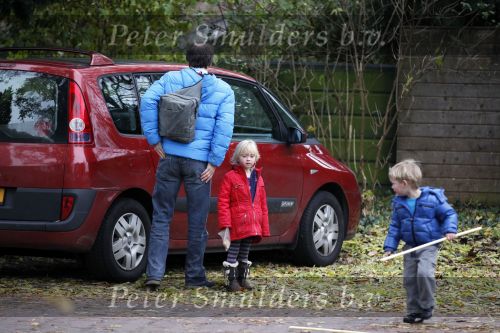 Loenen aan de Vecht 9 november 2010
Nieuwe huis van Yvon Jaspers en haar man in Loenen.
Pieter vd Beukering kwam even met de kinderen kijken bij de verbouwing.
Peter Smulders bv