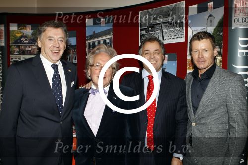 Breda 16 november 2011
Presentatie boek Aad Ouborg. Aad dokter... Harald v Panhuis en Ed Nijpels
Peter Smulders bv