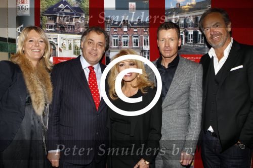 Breda 16 november 2011
Presentatie boek Aad Ouborg. Aad Dorien Patricia Paay en Harald v Panhuis
Peter Smulders bv