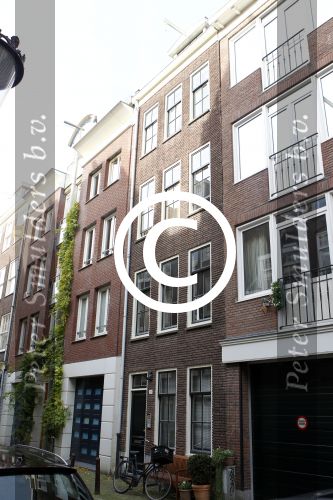 Amsterdam  4 en 5 November 2011
Huis Aki v Handel, de vriend van Lieke v Lexmnond.
Peter Smulders bv