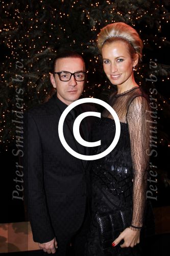 Amsterdam 8 december 2011
Openings en VIP avond van de miljonairfair in de RAI. Anouk Smulders met Tom Sebastiaan
Peter Smulders bv