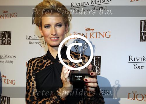 Amsterdam 24 november 2011
Uitreiking Beau monde awards in het Amstel hotel. Anouk Smulders
Peter Smulders bv