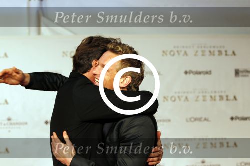 Amsterdam 21 november 2011
Premiere Nova Zembla in het RAI theater. De film is geregisseerd door Reinout Oerlemans en Robert de Hoog en Doutzen Kroes spelen de hoofdrollen.
Prinses Maxima en prins Wilem Alexander zijn de eregasten. Barry Atsma
Peter Smulders bv