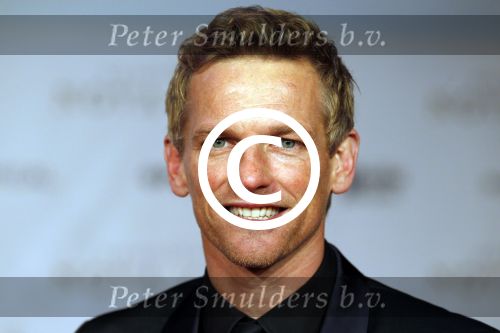 Amsterdam 21 november 2011
Premiere Nova Zembla in het RAI theater. De film is geregisseerd door Reinout Oerlemans en Robert de Hoog en Doutzen Kroes spelen de hoofdrollen.
Prinses Maxima en prins Wilem Alexander zijn de eregasten. Barry Atsma
Peter Smulders bv