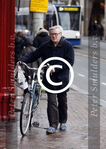 Amsterdam 7 december 2011
Barry Stevens op de fiets in Amsterdam.
Peter Smulders bv