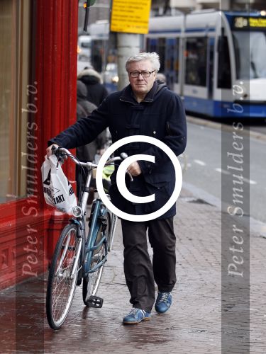 Amsterdam 7 december 2011
Barry Stevens op de fiets in Amsterdam.
Peter Smulders bv