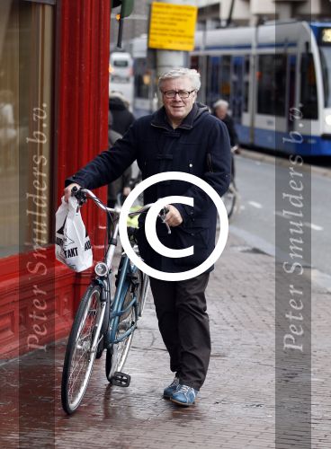 Amsterdam 7 december 2011
Barry Stevens op de fiets in Amsterdam.
Peter Smulders bv