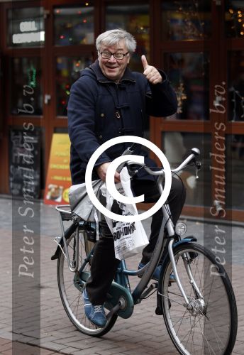 Amsterdam 7 december 2011
Barry Stevens op de fiets in Amsterdam.
Peter Smulders bv