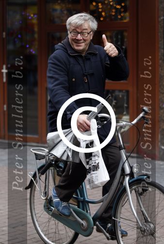 Amsterdam 7 december 2011
Barry Stevens op de fiets in Amsterdam.
Peter Smulders bv