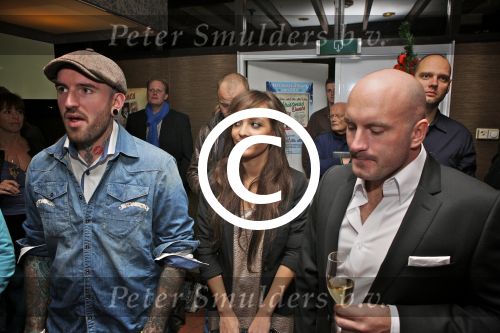 BAARN - In Restaurant Vuur is de perspresentatie gehouden van de nieuwe kerst cd genaamd Christmas Duets.  Met op de foto vlnr Ben Saunders, Jamie Faber en Dean Saunders. FOTO PETER SMULDERS BV