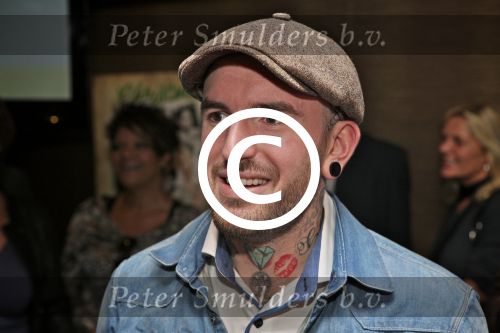 BAARN - In Restaurant Vuur is de perspresentatie gehouden van de nieuwe kerst cd genaamd Christmas Duets.  Met op de foto zanger Ben Saunders. FOTO PETER SMULDERS BV