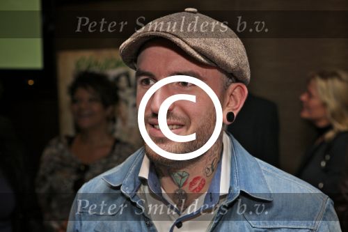 BAARN - In Restaurant Vuur is de perspresentatie gehouden van de nieuwe kerst cd genaamd Christmas Duets.  Met op de foto zanger Ben Saunders. FOTO PETER SMULDERS BV