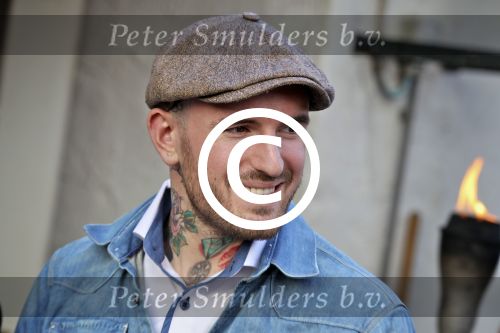 BAARN - In Restaurant Vuur is de perspresentatie gehouden van de nieuwe kerst cd genaamd Christmas Duets.  Met op de foto zanger Ben Saunders. FOTO PETER SMULDERS BV