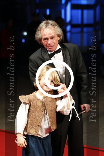 Amsterdam 21 november 2011
Premiere Nova Zembla in het RAI theater. De film is geregisseerd door Reinout Oerlemans en Robert de Hoog en Doutzen Kroes spelen de hoofdrollen.
Prinses Maxima en prins Wilem Alexander zijn de eregasten. Benjamin Oerlemans
Peter Smulders bv