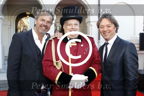Breda 16 november 2011
Presentatie boek Aad Ouborg. Bert Kuizenga en Frits Sissing en Martin
Peter Smulders bv