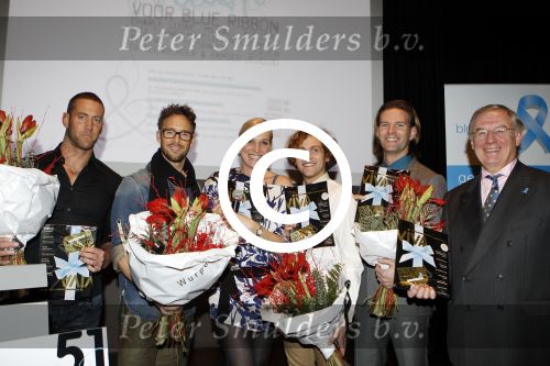 Amsterdam 13 december 2011
Presentatie viva tbv blue Ribbon met oa Charly Luske Paul Turner Marcus v Teijlingen en Jaap Jongbloed. Voorzitter Blue Ribbon Bob Bartelds
Peter Smulders bv