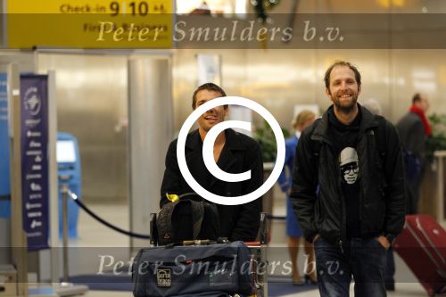 Schiphol en Sint maarten 8 november 2011
Vertrek en aankomst gasten huwelijk Lisa en Jan Smit.
Peter Smulders bv
