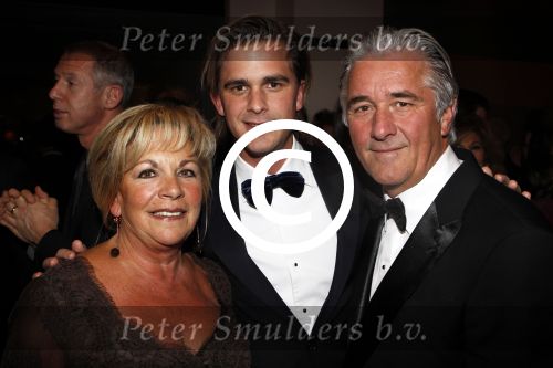 Den Haag 1 december 2011
Premiere Ramses in de schowburg van Den Haag. Carl Dona met vrouw en zoon
Peter Smulders bv