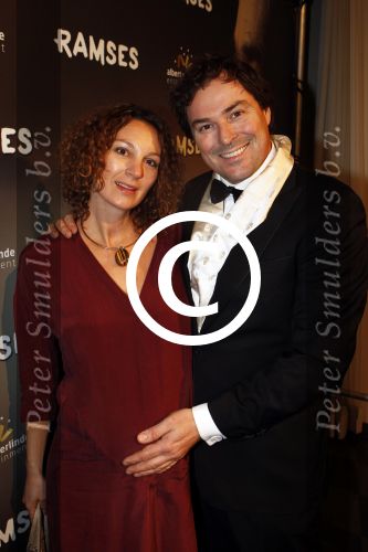 Den Haag 1 december 2011
Premiere Ramses in de schowburg van Den Haag. Casper Burgi met zwangere vrouw
Peter Smulders bv