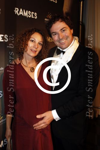 Den Haag 1 december 2011
Premiere Ramses in de schowburg van Den Haag. Casper Burgi met zwangere vrouw
Peter Smulders bv