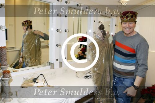 Eemnes 16 december 2011
Opnames voor kerstfilmpje van koffietijd met oa Quinty Trustfull Casper Burgi Pernille la Lau Bastiaan v Schaijk Martin gaus Lodewijk Hoekstra Job Nievaart Martin en edwin Smulders .
Peter Smulders bv