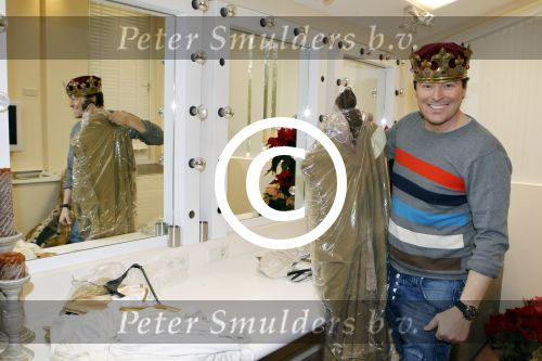Eemnes 16 december 2011
Opnames voor kerstfilmpje van koffietijd met oa Quinty Trustfull Casper Burgi Pernille la Lau Bastiaan v Schaijk Martin gaus Lodewijk Hoekstra Job Nievaart Martin en edwin Smulders .
Peter Smulders bv