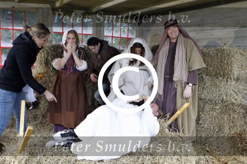 Eemnes 16 december 2011
Opnames voor kerstfilmpje van koffietijd met oa Quinty Trustfull Casper Burgi Pernille la Lau Bastiaan v Schaijk Martin gaus Lodewijk Hoekstra Job Nievaart Martin en edwin Smulders .
Peter Smulders bv