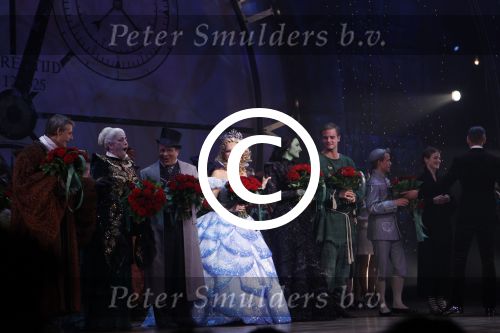 Scheveningen 6 november 2011
Premiere Wicked in het circustheater met in de hoofdrollen Chantal janzen Willemijn Verkaik  Jim Bakkum Bill v Dijk en div andere.
Peter Smulders bv
