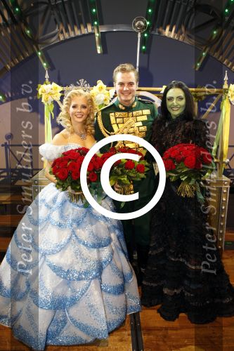 Scheveningen 6 november 2011
Premiere Wicked in het circustheater met in de hoofdrollen Chantal janzen Willemijn Verkaik  Jim Bakkum Bill v Dijk en div andere.
Peter Smulders bv