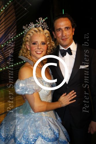 Scheveningen 6 november 2011
Premiere Wicked in het circustheater met in de hoofdrollen Chantal janzen Willemijn Verkaik  Jim Bakkum Bill v Dijk en div andere. Chantal met vriend Marco
Peter Smulders bv