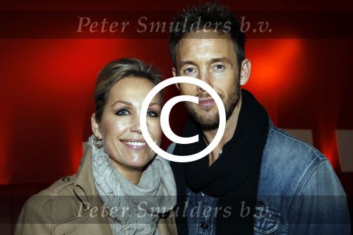 Amsterdam 13 december 2011
Presentatie viva tbv blue Ribbon met oa Charly Luske Paul Turner Marcus v Teijlingen en Jaap Jongbloed. Charly met Tanja Jess
Peter Smulders bv