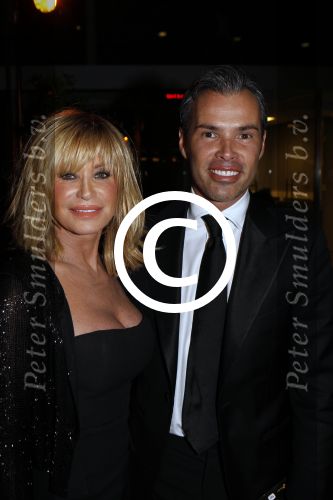 Rotterdam 1 november 2011
De gasten voor het concert van Lee Towers in ahoy. Connie Breukhoven met PA Edwin
Peter Smulders bv