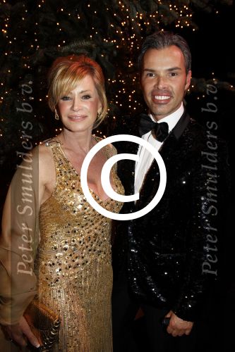Amsterdam 8 december 2011
Openings en VIP avond van de miljonairfair in de RAI. Connie Breukhoven met PA Edwin
Peter Smulders bv