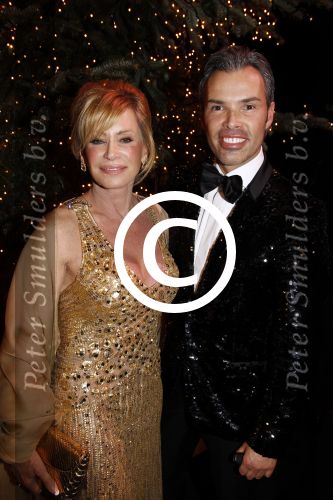 Amsterdam 8 december 2011
Openings en VIP avond van de miljonairfair in de RAI. Connie Breukhoven met PA Edwin
Peter Smulders bv