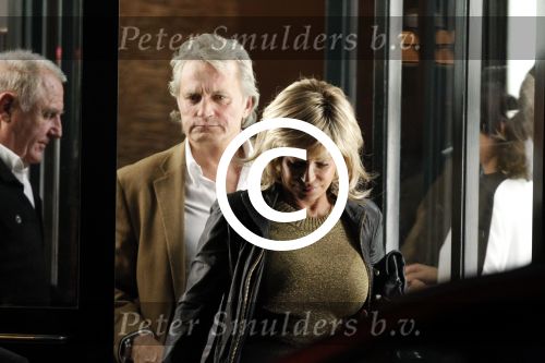 Amsterdam 31 oktober 2011
Hans en Connie Breukhoven gaan eten bij le garage voor Hans zijn verjaardag. daarna brengt Hans Connie naar huis.
Peter Smulders bv