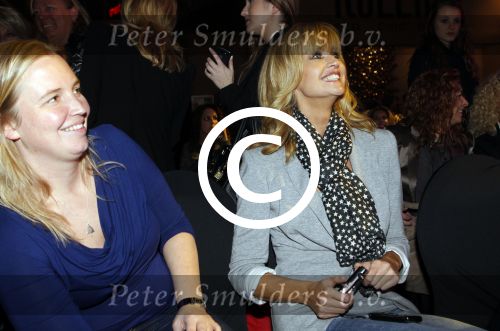 Amsterdam 9 december 2011
Modeshow op miljonair fair met div bn ers zoals Corry Konings Fajah Lourens Emma Krajicek Deckers Berber Esha Jansen Fabienne de Vries  en Britt DEkker. Daphne Deckers
Peter Smulders bv