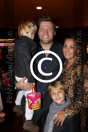 Haarlem 14 december 2011
Premiere mega mindy in bioscoop haarlem. Dennis v d Geest met vrouw en kinderen
Peter Smulders bv