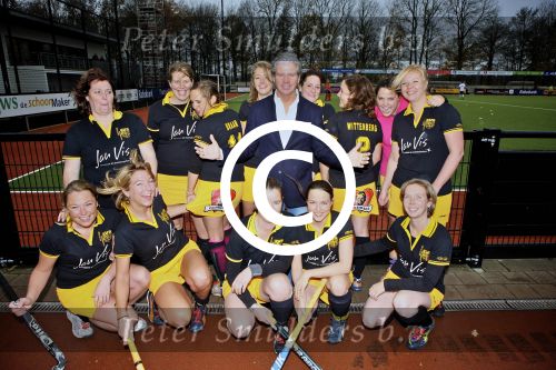 Den Bosch 27 november 2011
Dries Roelvink sponsort de hockey dames van Den Bosch.
Peter Smulders bv
