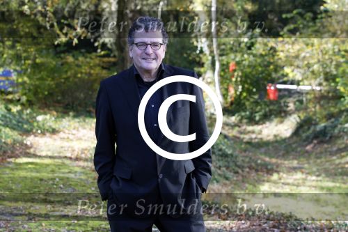 Hilversum 4 november 2011
Perspresentatie omroep Max op het mediapark. Edwin de Vries
Peter Smulders bv