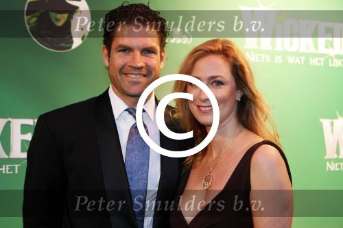 Scheveningen 6 november 2011
Premiere Wicked in het circustheater. Fabienne de Vries met een kennis
Peter Smulders bv