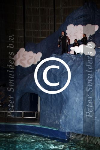 Harderwijk 30 november 2011
Frans Bauer aan het trainen voor show met dolfijnen in het dolfinarium. Zijn vader en zoon Christiaan zijn erbij.
Peter Smulders bv