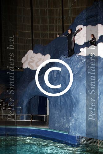 Harderwijk 30 november 2011
Frans Bauer aan het trainen voor show met dolfijnen in het dolfinarium. Zijn vader en zoon Christiaan zijn erbij.
Peter Smulders bv