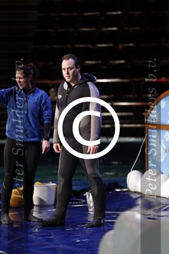 Harderwijk 30 november 2011
Frans Bauer aan het trainen voor show met dolfijnen in het dolfinarium. Zijn vader en zoon Christiaan zijn erbij.
Peter Smulders bv