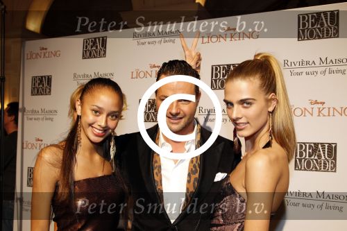 Amsterdam 24 november 2011
Uitreiking Beau monde awards in het Amstel hotel. Fred v Leer met ...
Peter Smulders bv