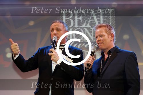 Amsterdam 24 november 2011
Uitreiking Beau monde awards in het Amstel hotel. Gordon met John Lukken
Peter Smulders bv